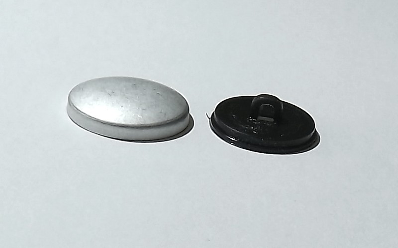 Knoflíková tělíska NORMÁL černá - vel. 40 - Knoflíková tělíska NORMÁL (hliník - plast, 1000 ks, černý spodek) vel. 18 až 60